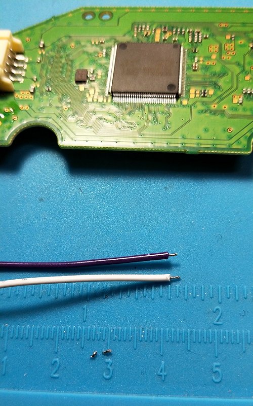 Installing an ESP8266 Inside a 10xx, 11xx and 12xx Series PS4 7.jpg