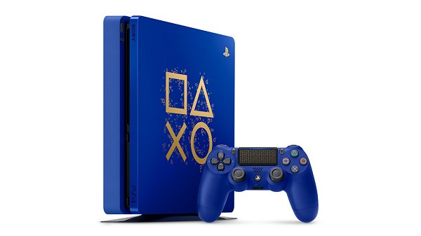 PlayStation Days of Play 2018, Limited Edition Blue PS4 Incoming!.jpg
