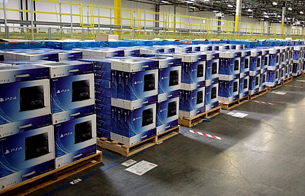 Sony Reports 60 Million PS4 Consoles Shipped Through March 31st, 2017.jpg