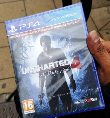 Uncharted-4-Box.jpg