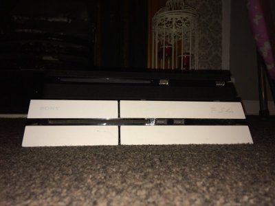 PS4 Slim Compare.jpg PS4 Slim Compare.jpg