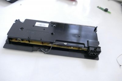 PS4 Slim Teardown 2.jpg PS4 Slim Teardown 2.jpg