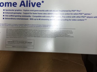 PS4 Pro Shipping Retail Box 4.jpg PS4 Pro Shipping Retail Box 4.jpg