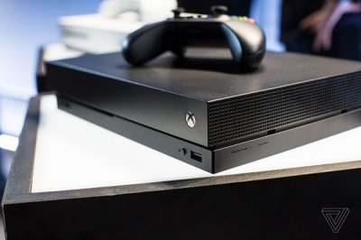 XBox One X (Project Scorpio) Unveiled at E3 2017 by Microsoft 2.jpg