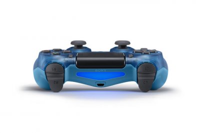 Translucent Crystal DualShock 4 (DS4) Controllers Hitting Stores 6.jpg Translucent Crystal DualShock 4 (DS4) Controllers Hitting Stores 6.jpg
