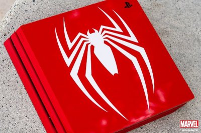 Marvel's Spider-Man PS4 Pro Bundle LE Photo Gallery 7.jpg Marvel's Spider-Man PS4 Pro Bundle LE Photo Gallery 7.jpg
