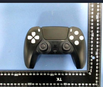 Black PS5 DualSense Wireless Controller Images Surface, Prototype Leak 3.jpg