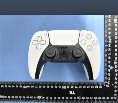 Black PS5 DualSense Wireless Controller Images Surface, Prototype Leak 5.jpg