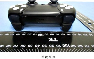 Black PS5 DualSense Wireless Controller Images Surface, Prototype Leak 9.jpg