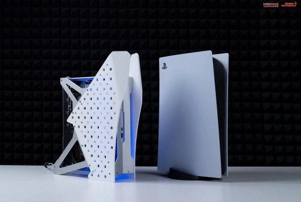 Water Cooled PlayStation 5 Console Demo by PS5 Modder Nhenhophach 5.jpg